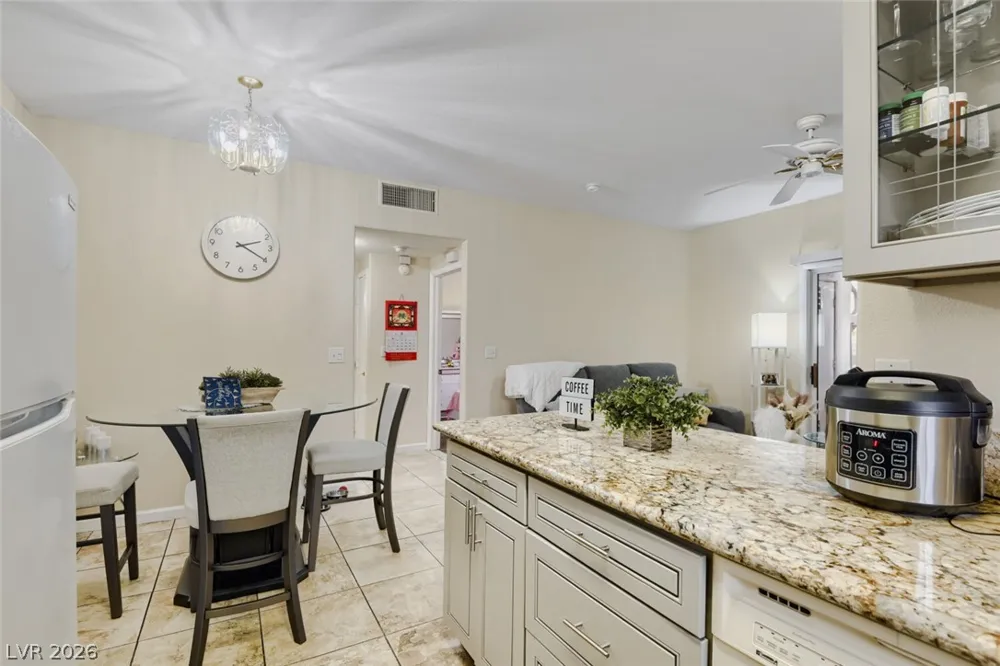 5650 Sahara Avenue #1055 Las Vegas, NV 89142