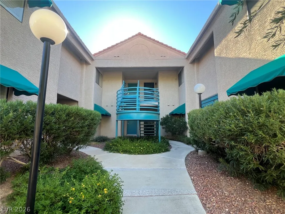 4425 Woodpine Drive #103 Las Vegas, NV 89119