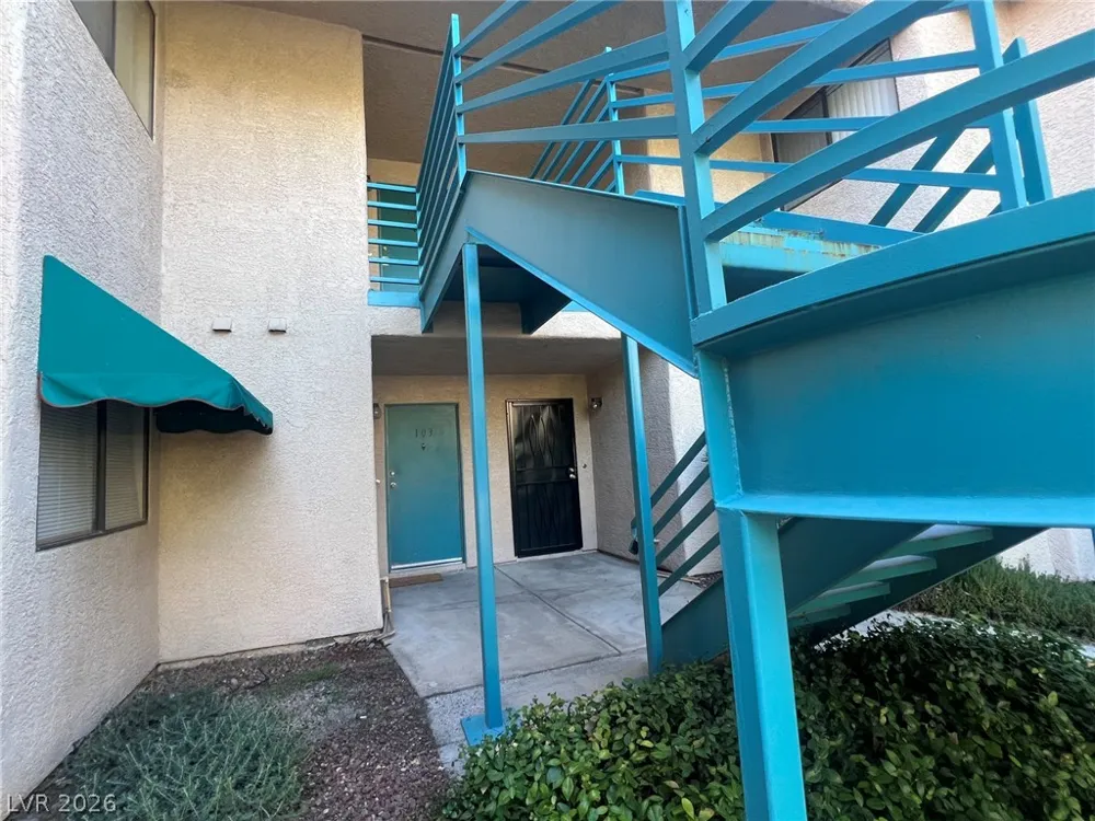 4425 Woodpine Drive #103 Las Vegas, NV 89119