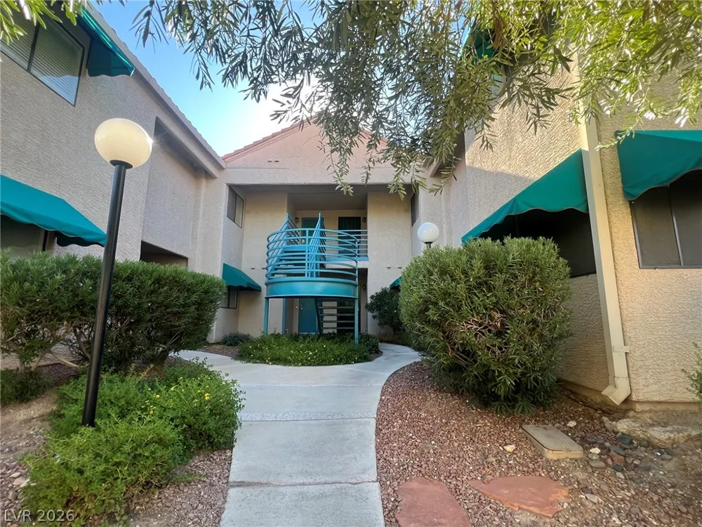 4425 Woodpine Drive #103 Las Vegas, NV 89119