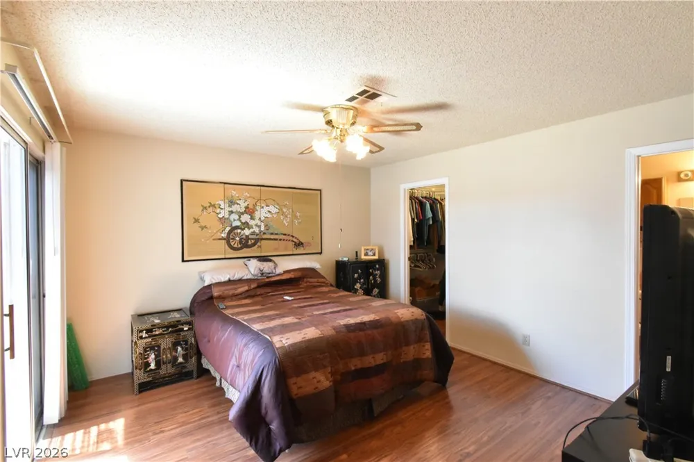 5851 Medallion Drive #101 Las Vegas, NV 89122