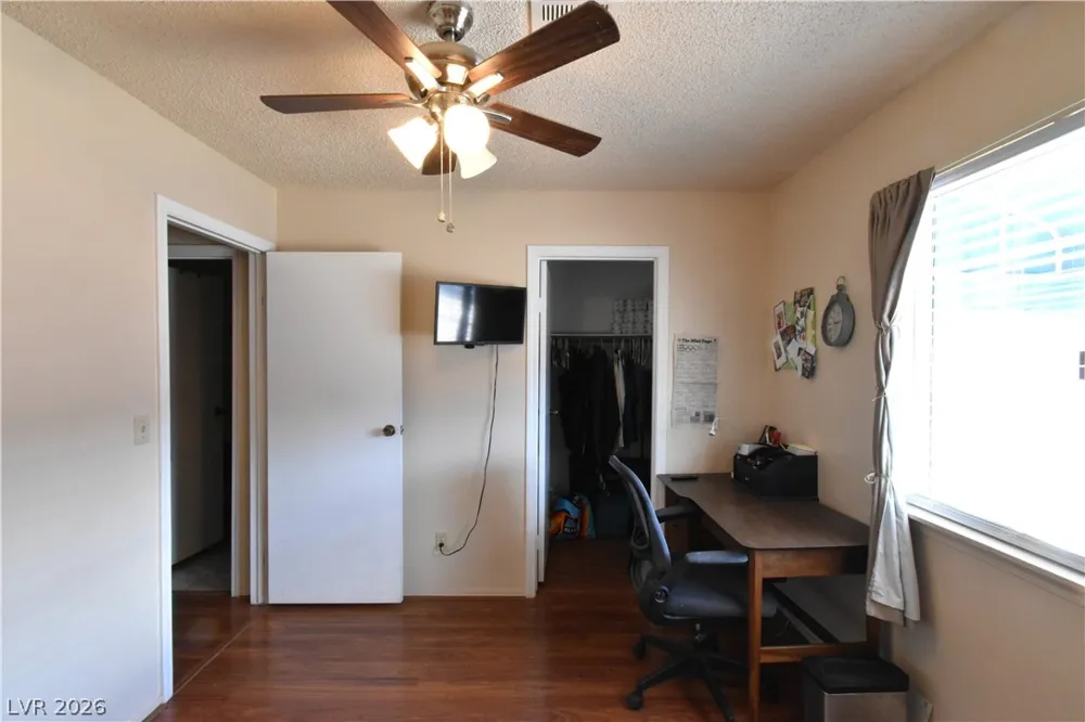 5851 Medallion Drive #101 Las Vegas, NV 89122