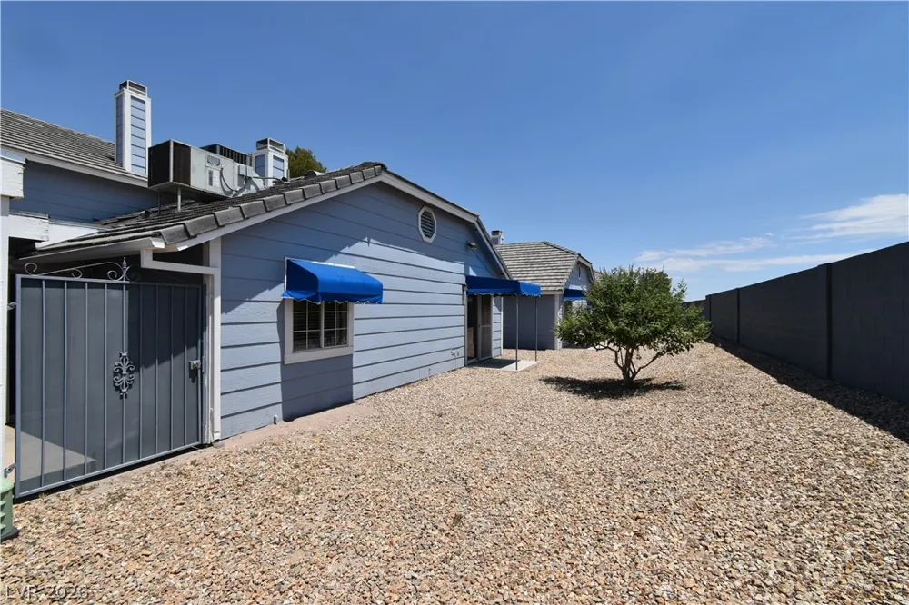5851 Medallion Drive #101 Las Vegas, NV 89122