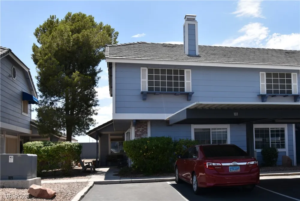5851 Medallion Drive #101 Las Vegas, NV 89122