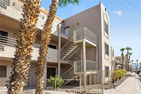 2008 Mesquite Lane #205