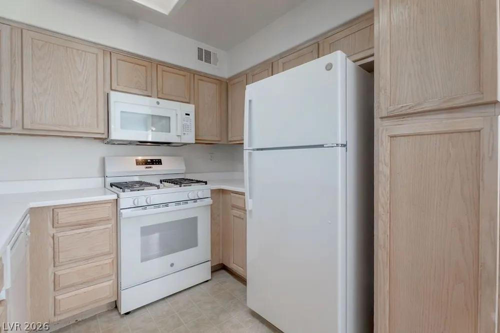 4955 Lindell Road #218 Las Vegas, NV 89118