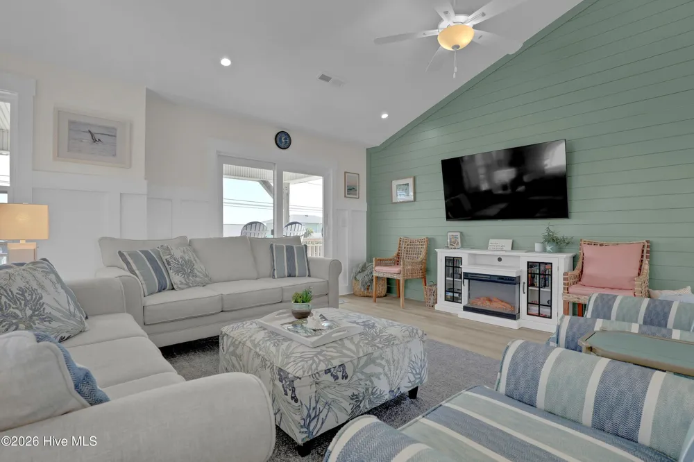 428 Anderson Boulevard Topsail Beach, NC 28445