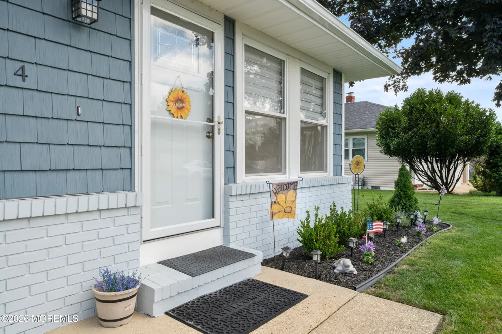 334 Curacao Street Toms River, NJ 08757
