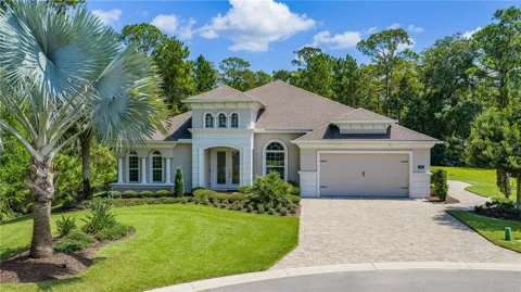 214 ASHWOOD COURT