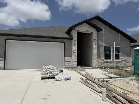 7714 Sophia Dr