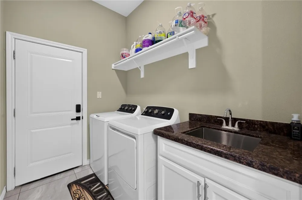7210 Lake Shasta Brownsville, TX 78520