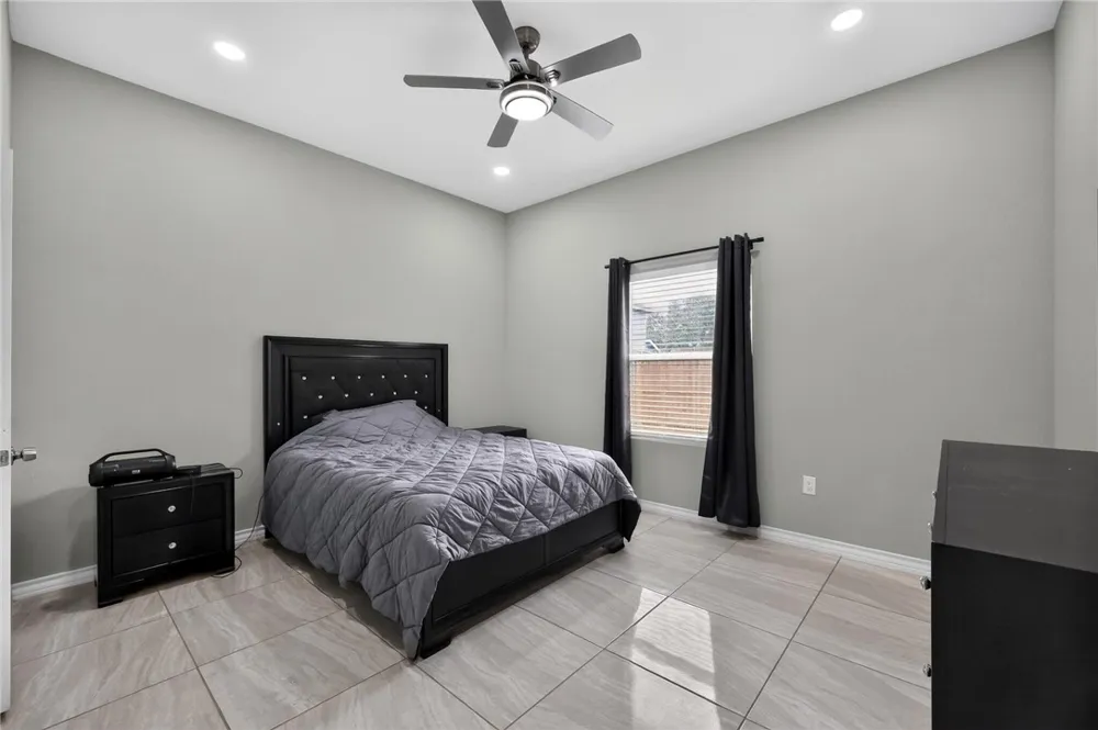 7210 Lake Shasta Brownsville, TX 78520