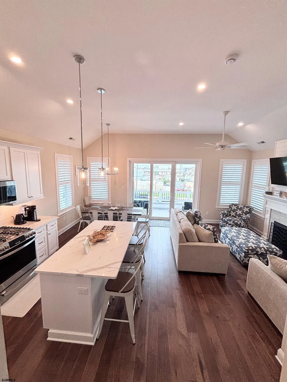1117 West Ave Ocean City, NJ 08226
