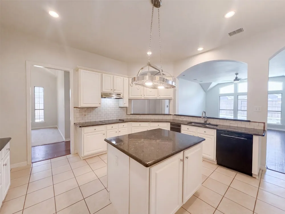 6 Cimarron Court Trophy Club, TX 76262
