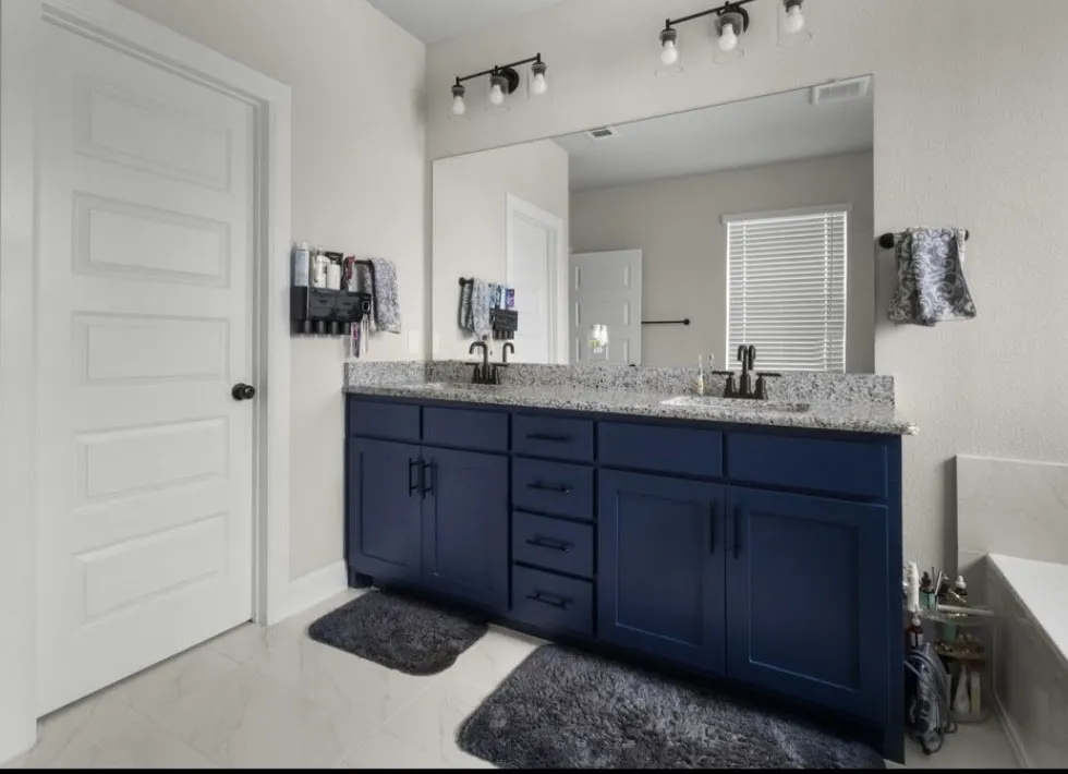711 Prairie Falcon Drive Arlington, TX 76005