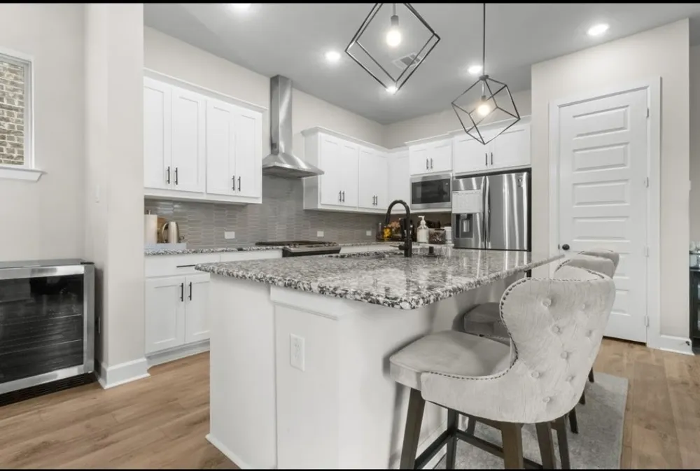 711 Prairie Falcon Drive Arlington, TX 76005
