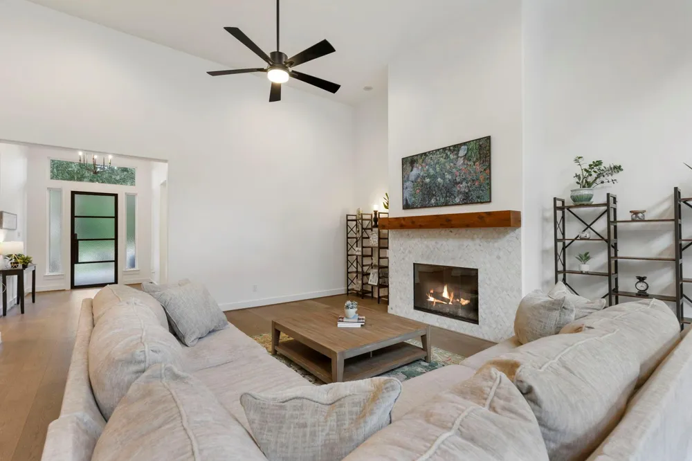 7304 Magnolia Hollow Drive Montgomery, TX 77316