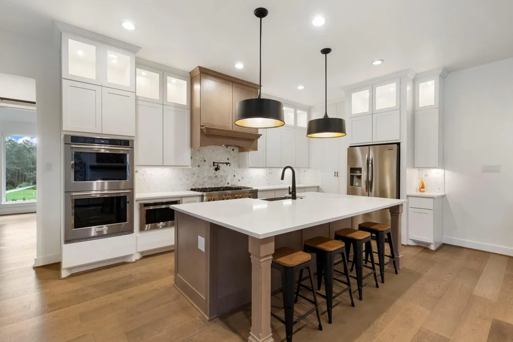 7304 Magnolia Hollow Drive Montgomery, TX 77316
