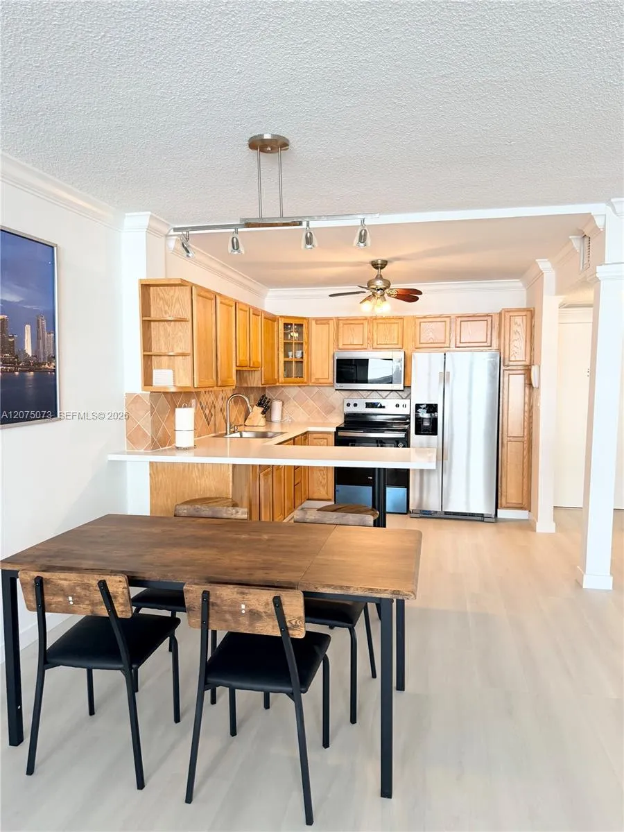 3725 S Ocean Dr #521 Hollywood, FL 33019