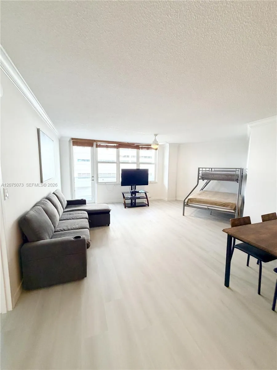 3725 S Ocean Dr #521 Hollywood, FL 33019