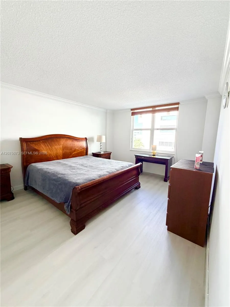 3725 S Ocean Dr #521 Hollywood, FL 33019