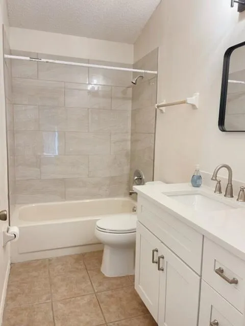 542 10TH PLACE Vero Beach, FL 32960