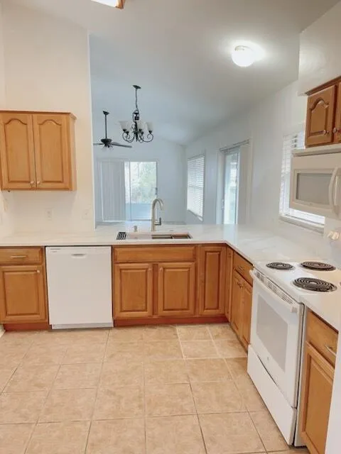 542 10TH PLACE Vero Beach, FL 32960