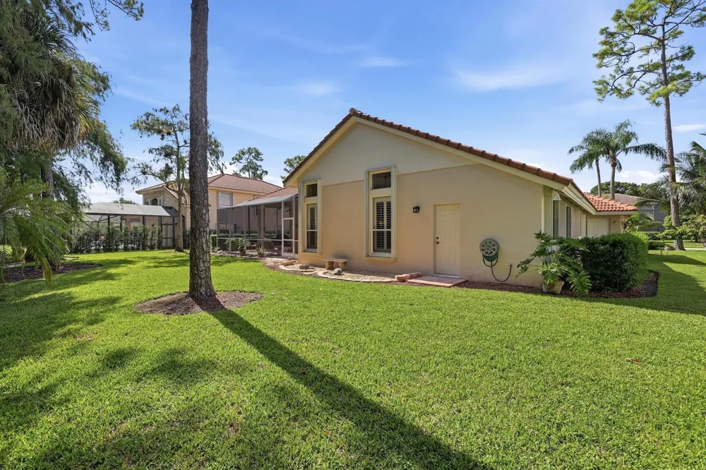 606 CYPRESS GREEN CIRCLE Wellington, FL 33414