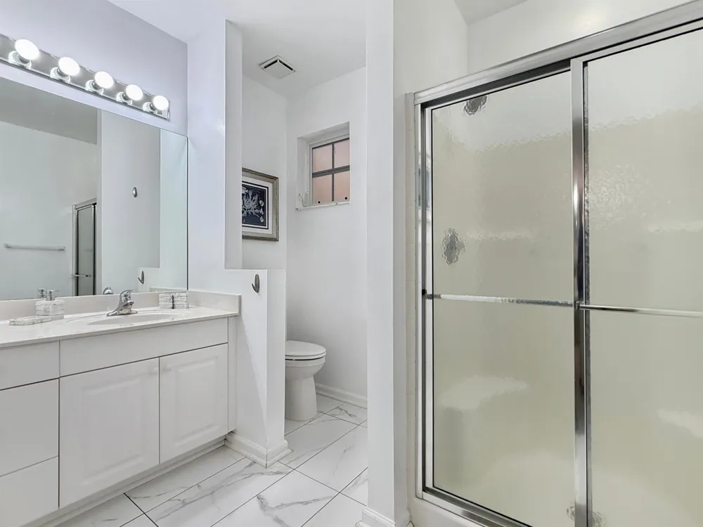 295 Grand Royale Circle #202 Vero Beach, FL 32962