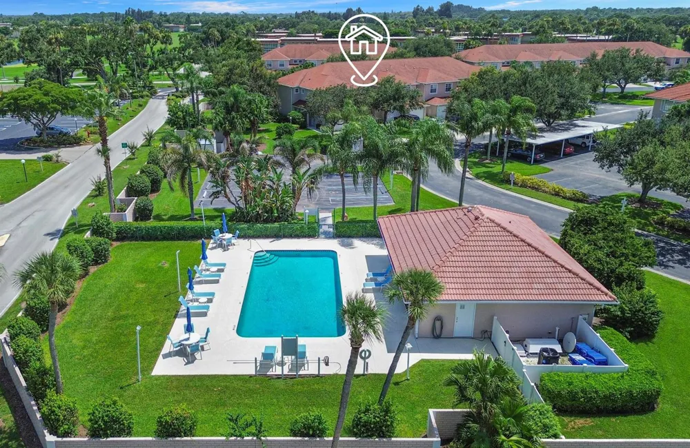 295 Grand Royale Circle #202 Vero Beach, FL 32962