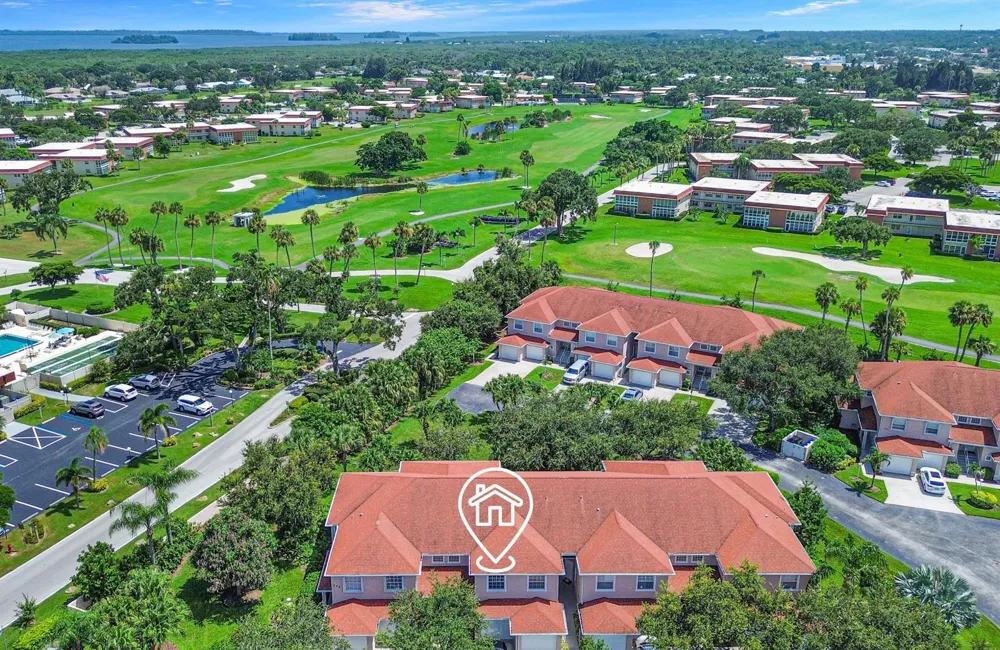 295 Grand Royale Circle #202 Vero Beach, FL 32962