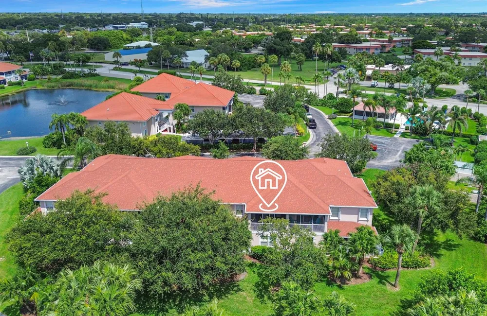295 Grand Royale Circle #202 Vero Beach, FL 32962