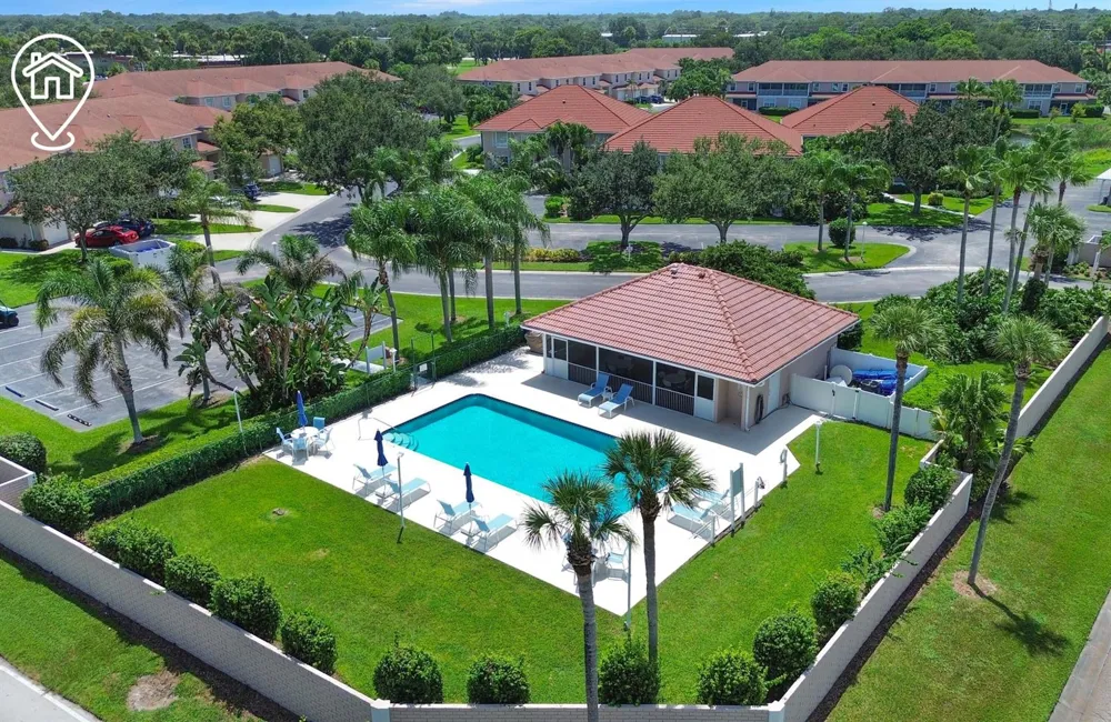 295 Grand Royale Circle #202 Vero Beach, FL 32962