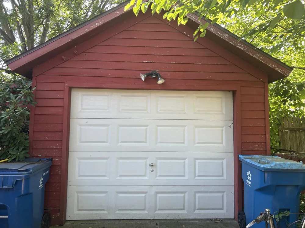 170 Grove Street Coopersville, MI 49404