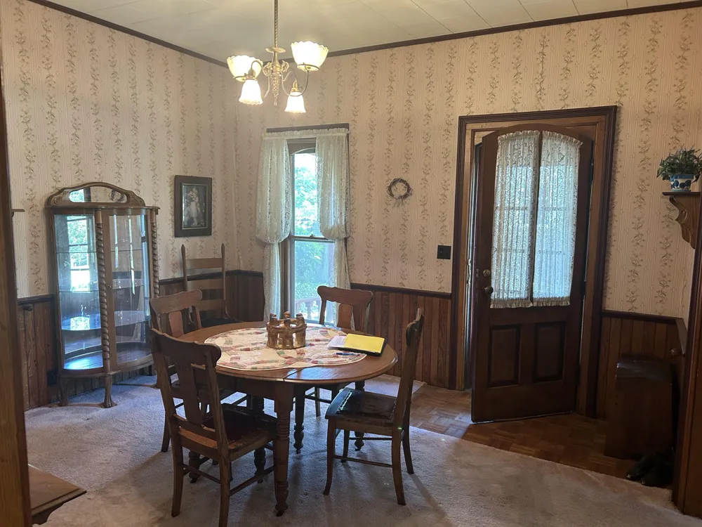 170 Grove Street Coopersville, MI 49404