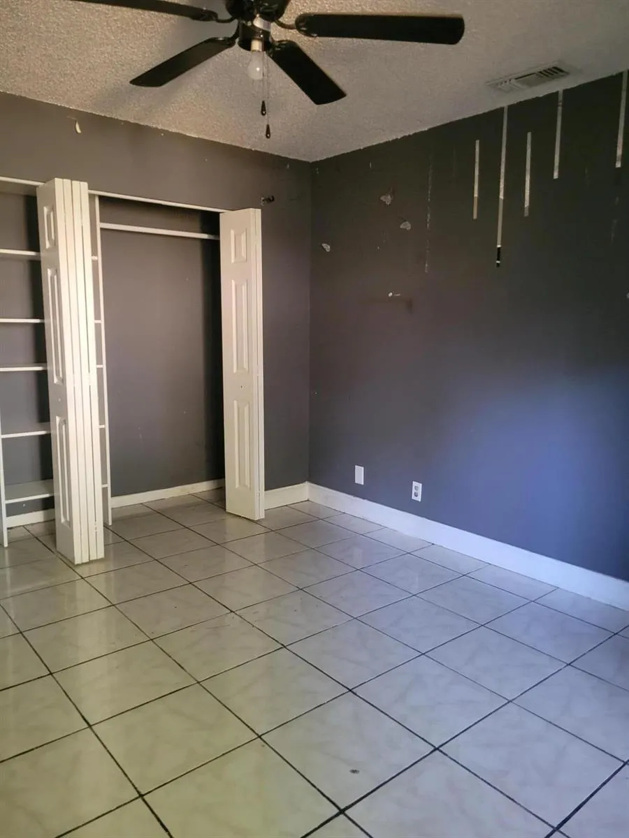 2837 STONEWAY LANE #D Fort Pierce, FL 34982