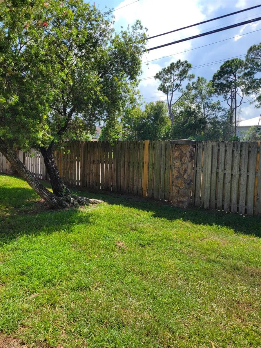 2837 STONEWAY LANE #D Fort Pierce, FL 34982
