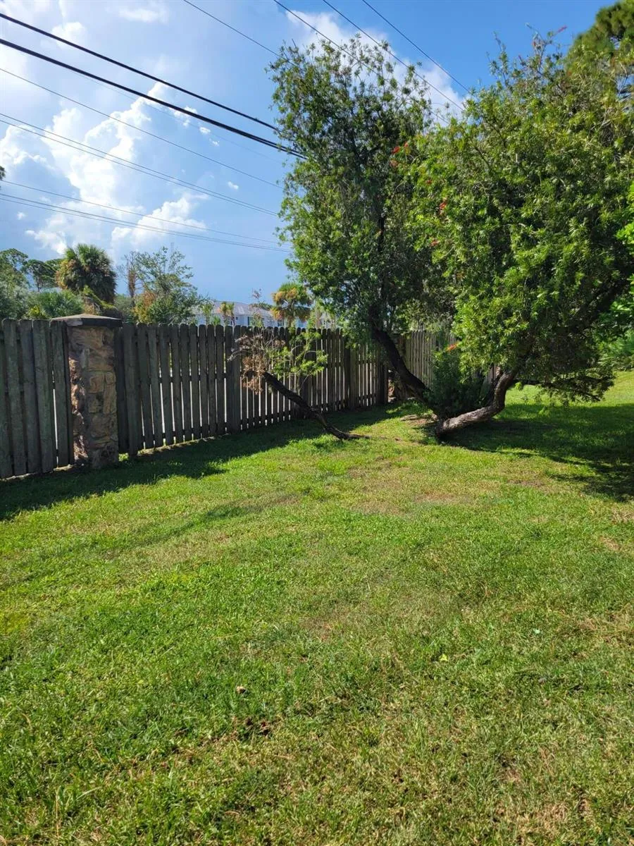 2837 STONEWAY LANE #D Fort Pierce, FL 34982