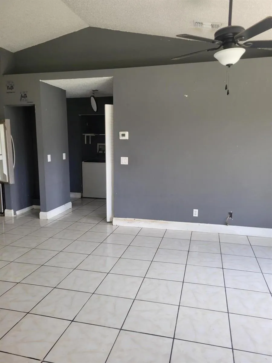 2837 STONEWAY LANE #D Fort Pierce, FL 34982
