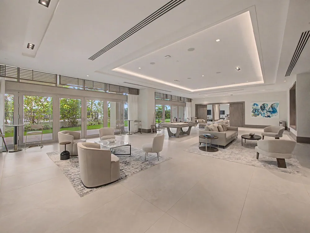 220 Lake Shore Drive #621 Lake Park, FL 33403