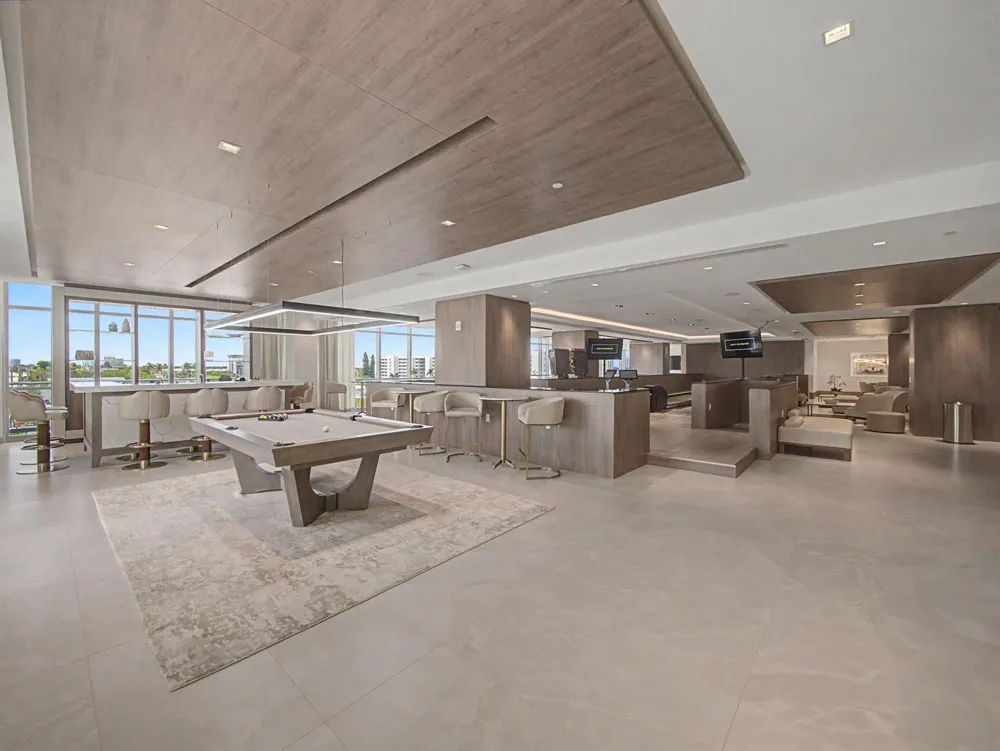 220 Lake Shore Drive #621 Lake Park, FL 33403