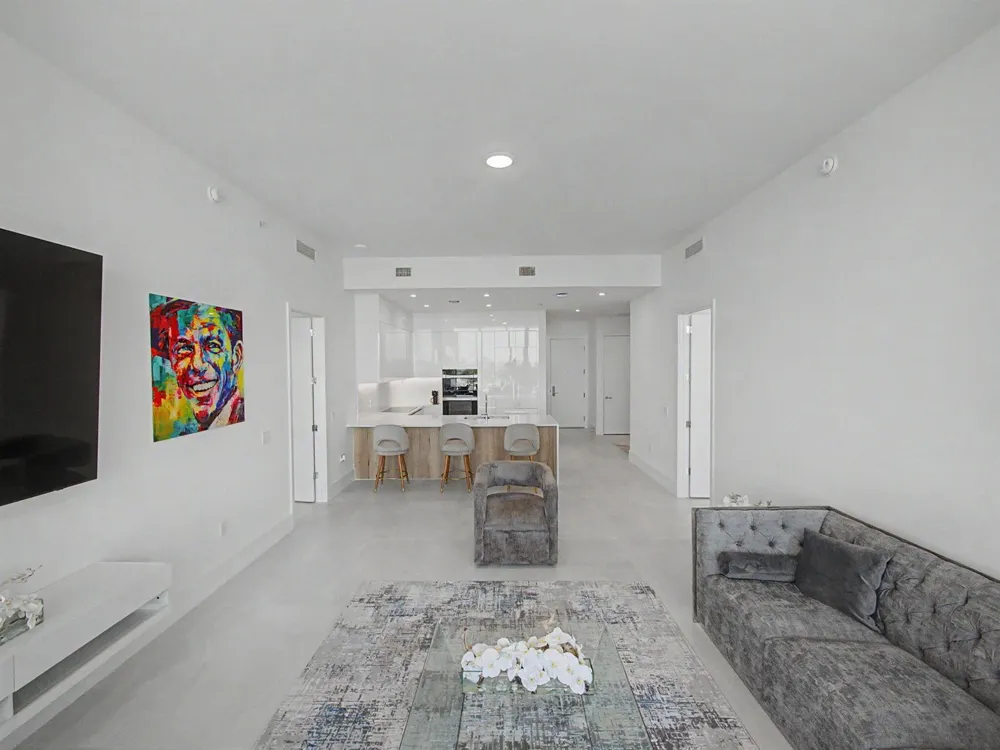 220 Lake Shore Drive #621 Lake Park, FL 33403