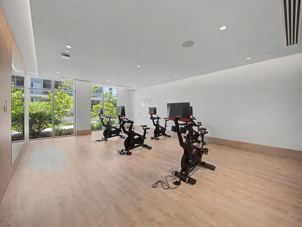 220 Lake Shore Drive #621 Lake Park, FL 33403