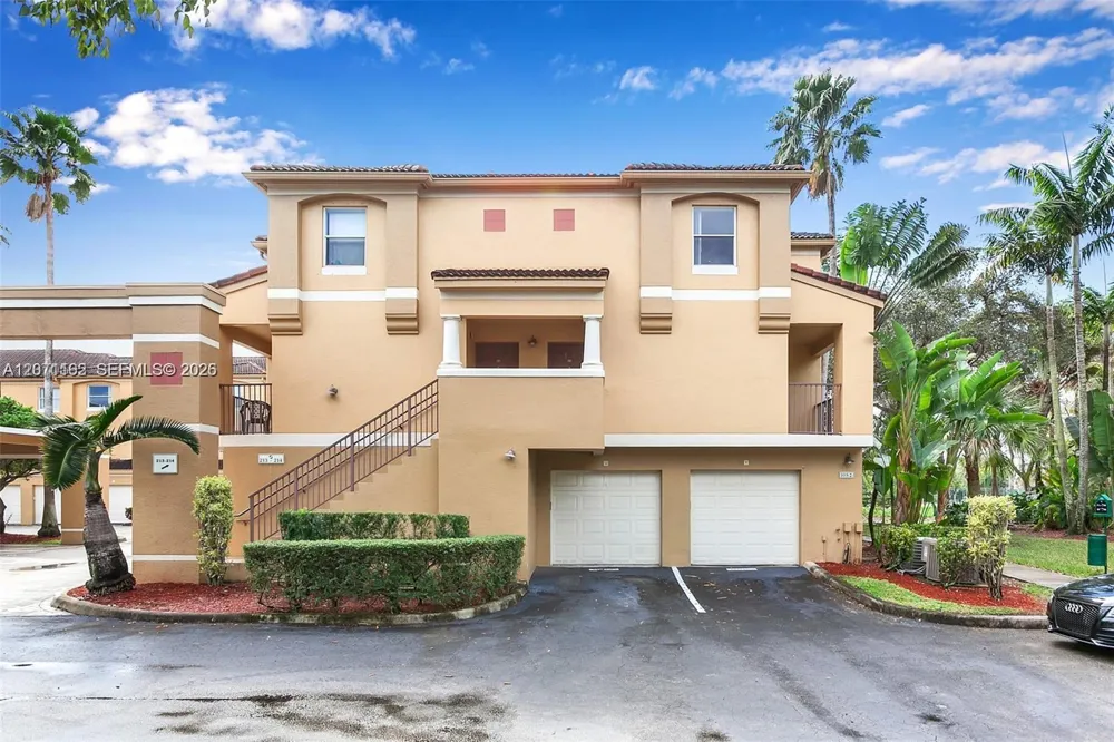 771 Pine Island Rd #214 Plantation, FL 33324