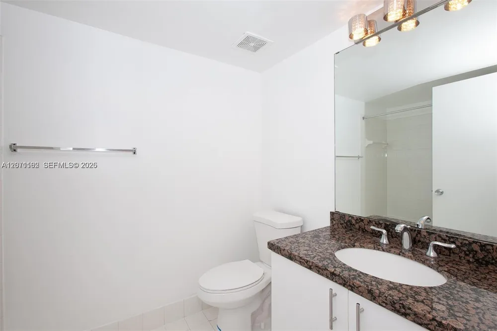 771 Pine Island Rd #214 Plantation, FL 33324