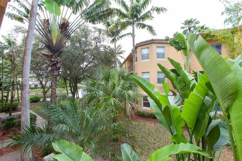 771 Pine Island Rd #214 Plantation, FL 33324