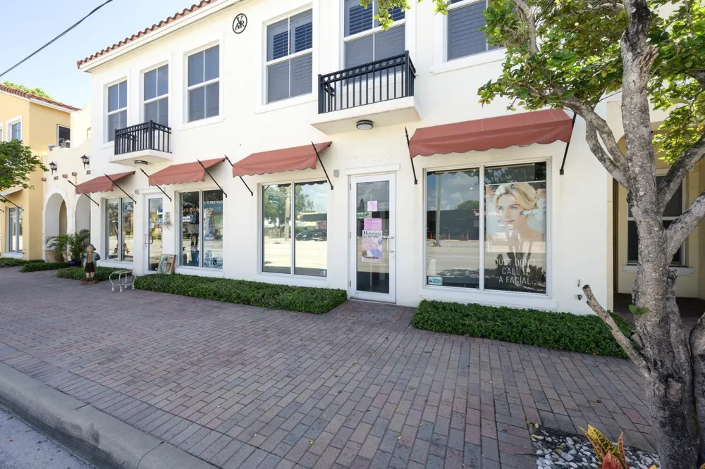 3604 S Dixie Highway #120 West Palm Beach, FL 33405