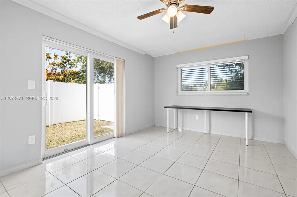 225 SW 102nd Pl Sweetwater, FL 33174