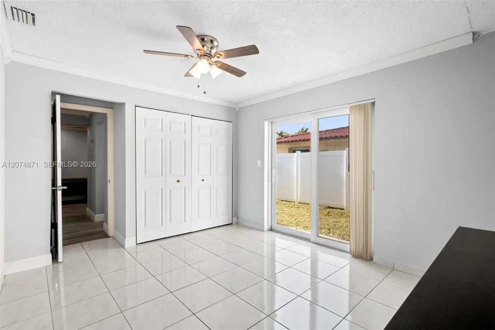 225 SW 102nd Pl Sweetwater, FL 33174