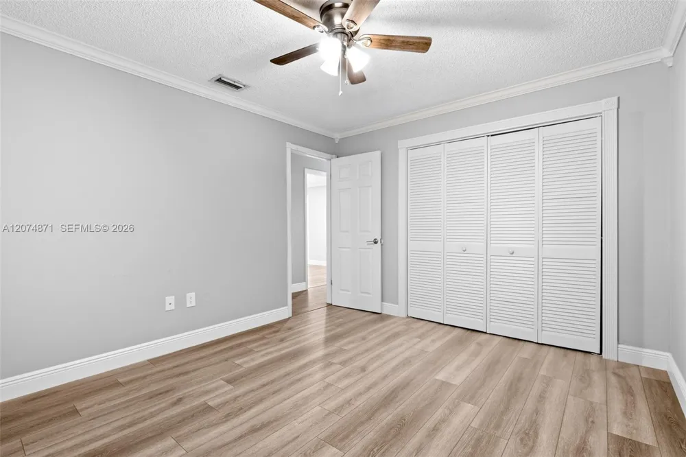 225 SW 102nd Pl Sweetwater, FL 33174